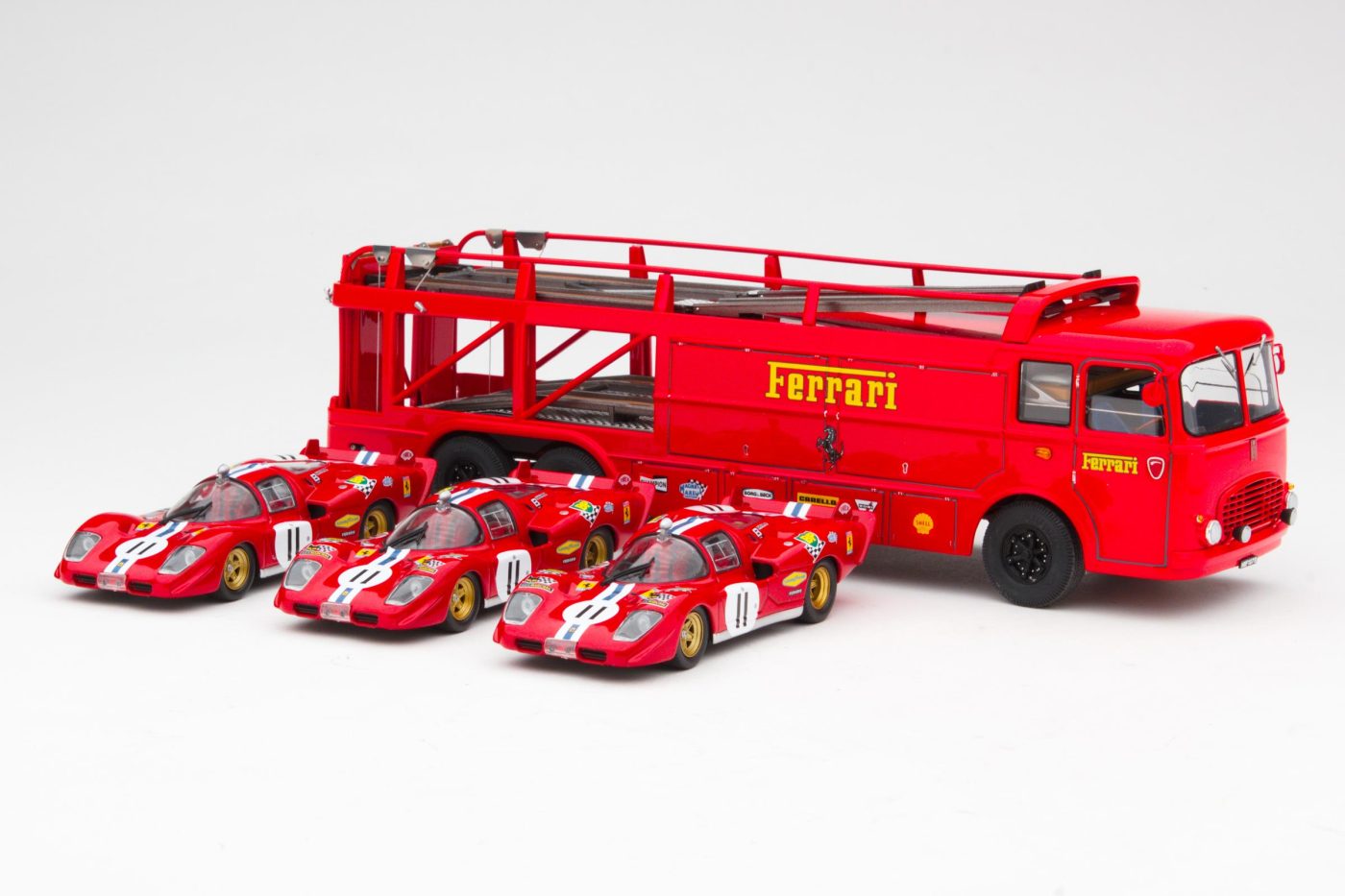 "Le Mans", the Movie | Scuderia Ferrari Transporter with Ferrari 512S - Image 3